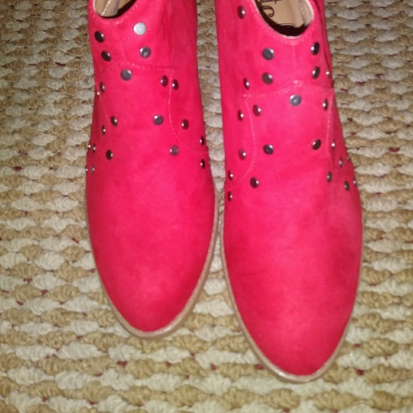 Red Cowboy Boots - Picture 5 of 5